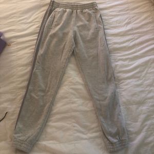 brandy melville “zari” sweatpants